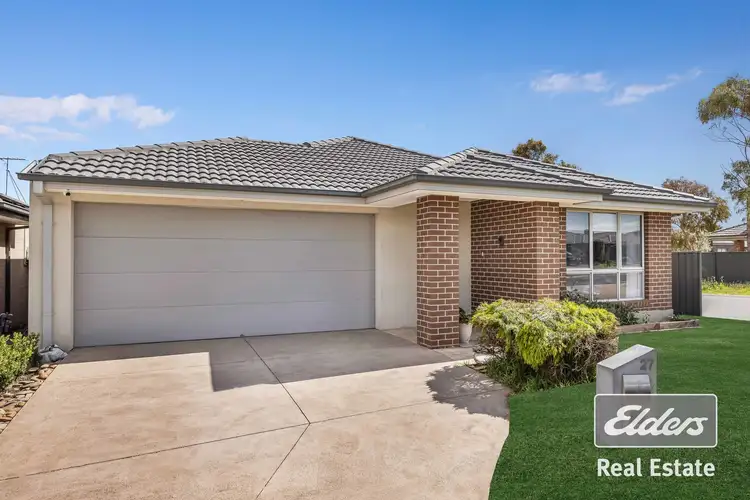 27 Willandra Boulevard, Harkness VIC 3337