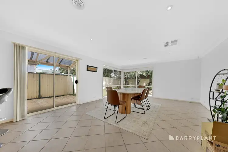 Fifth view of Homely house listing, 15 Wallaby Walk, South Morang VIC 3752