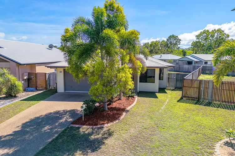 16 Bluff Street, Bushland Beach QLD 4818