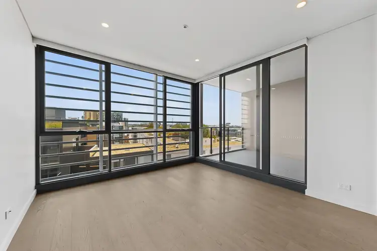 1110/8 Hinchcliffe Place