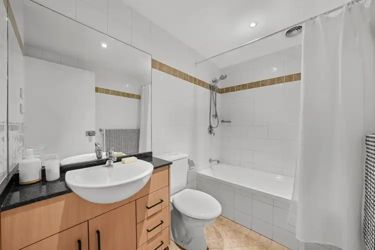 Fifth view of Homely terrace listing, 2/87-89 Darling Street, Glebe NSW 2037