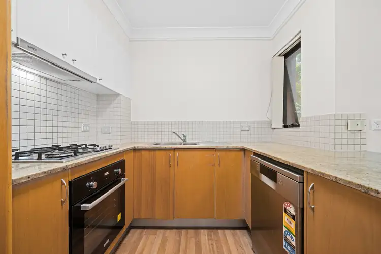 Sixth view of Homely apartment listing, 6/11-13 Clarence Avenue, Dee Why NSW 2099