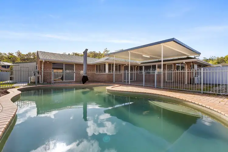 3 Rarotonga Rise, Pacific Pines QLD 4211