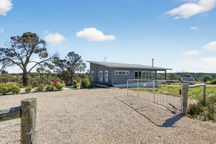 9 Martin Road, Hindmarsh Island SA 5214
