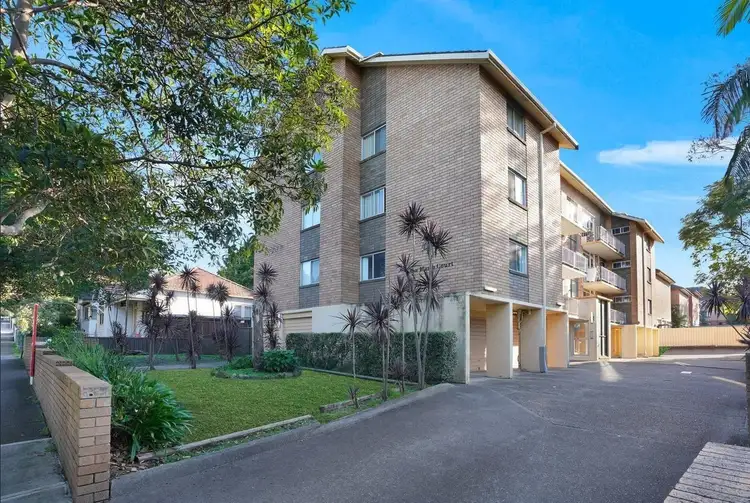 6/11-13 Tavistock Road, Homebush West NSW 2140