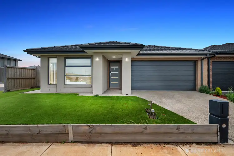 1 Salters Street, Thornhill Park VIC 3335