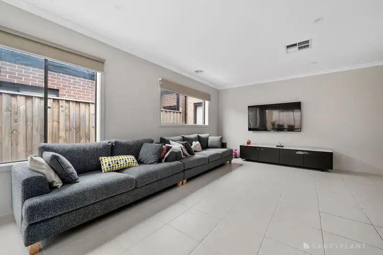 Fifth view of Homely house listing, 1 Salters Street, Thornhill Park VIC 3335