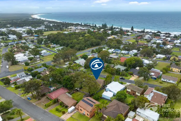 Second view of Homely house listing, 11 Sapphire Parade, Diamond Beach NSW 2430