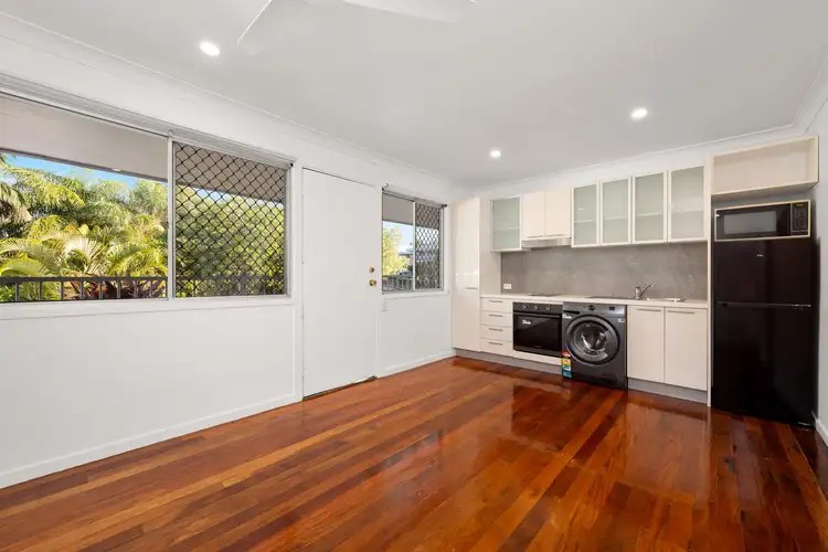 4/18 Walter Avenue, East Brisbane QLD 4169