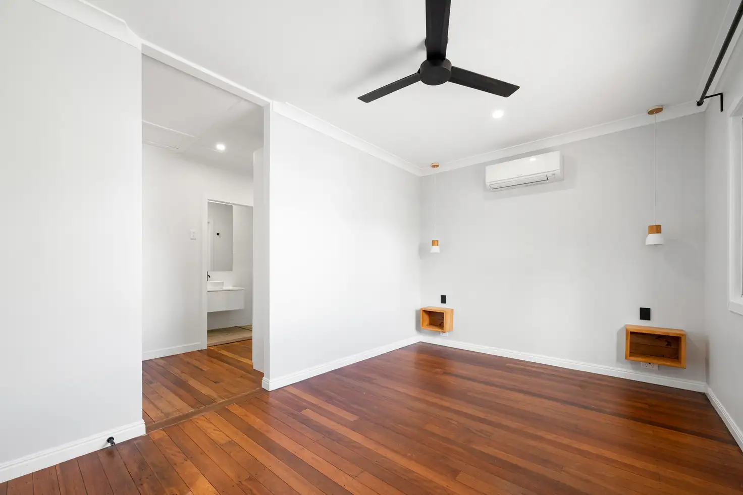 Main view of Homely house listing, 32 Oates Avenue, Holland Park QLD 4121