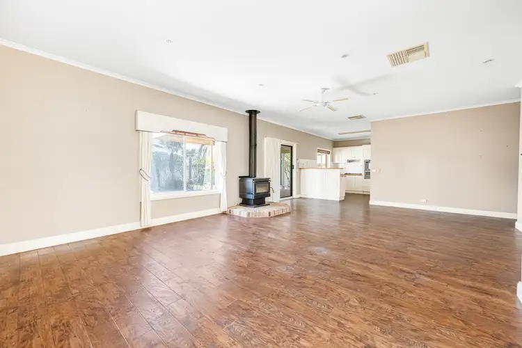 Third view of Homely house listing, 16 Macquarie Court, Mildura VIC 3500