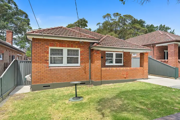 118 Caroline Street, Kingsgrove NSW 2208