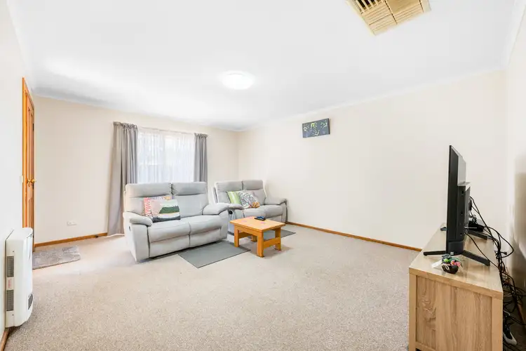 Fifth view of Homely house listing, 19 Caffrey Court, Irymple VIC 3498