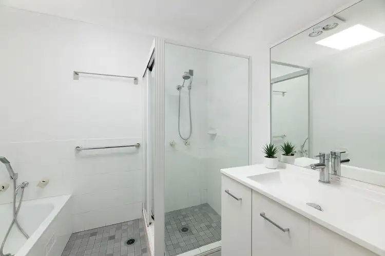 Fifth view of Homely villa listing, 2/6-8 Kurrajong Street, Sutherland NSW 2232