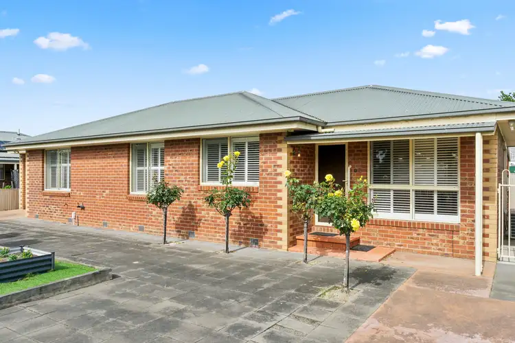 2/63 Dennis Street, Colac VIC 3250