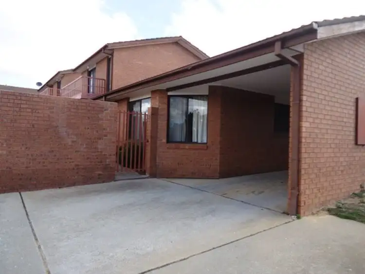 1/12 Hakea Street, Queanbeyan NSW 2620