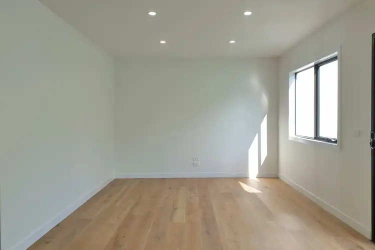 Fourth view of Homely townhouse listing, 4/4 Albert Avenue, Oakleigh VIC 3166