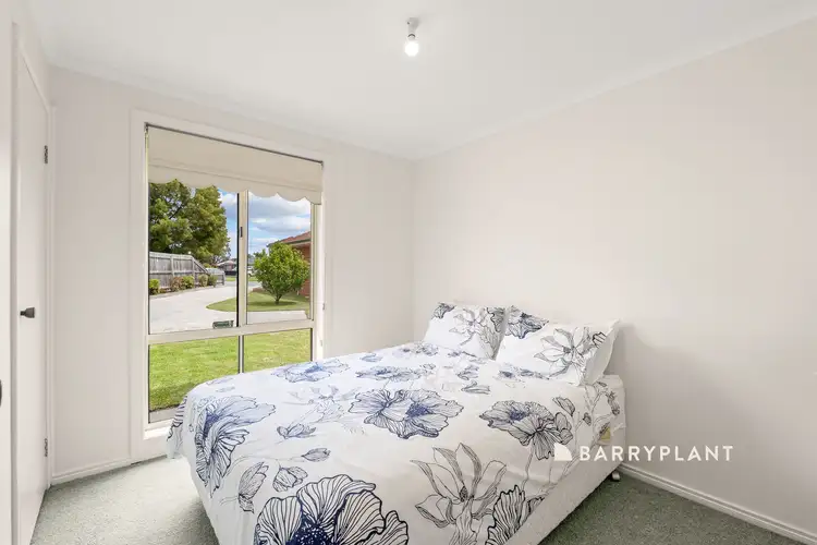 Sixth view of Homely house listing, 2/14 Sherriff Rise, Pakenham VIC 3810