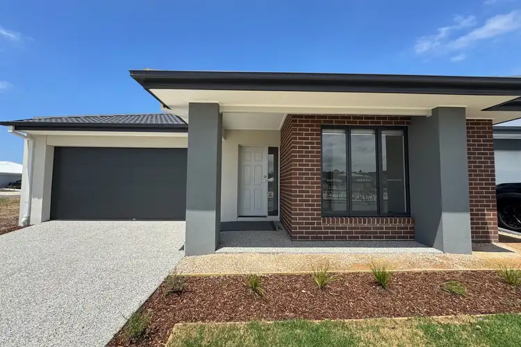 14 Sundews Crescent
