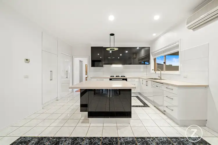 Fifth view of Homely house listing, 3 Sandilands Court, Narre Warren North VIC 3804