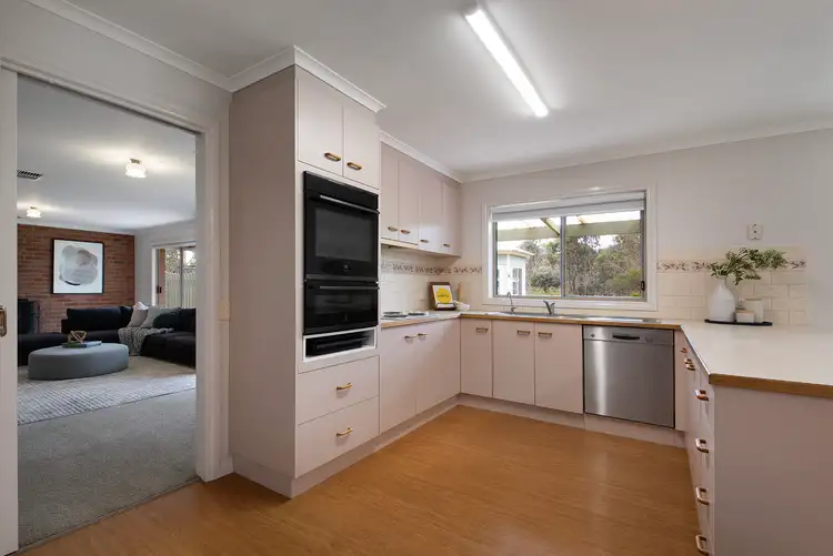 Sixth view of Homely house listing, 15 Homebush Drive, Junortoun VIC 3551