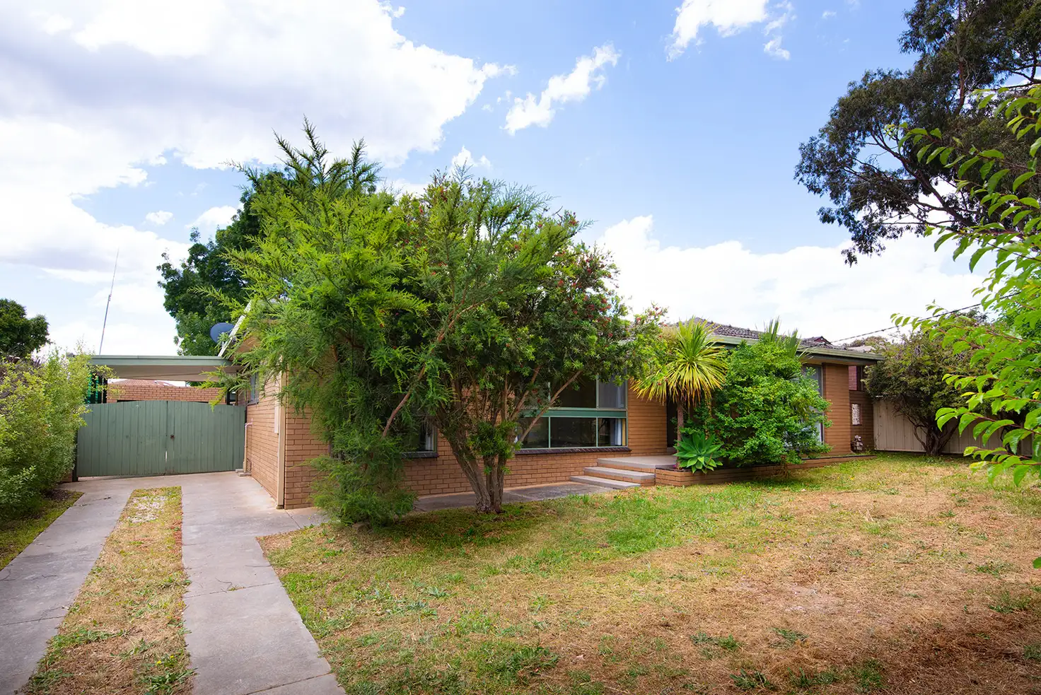 Main view of Homely house listing, 9 Locliff Avenue, Strathdale VIC 3550