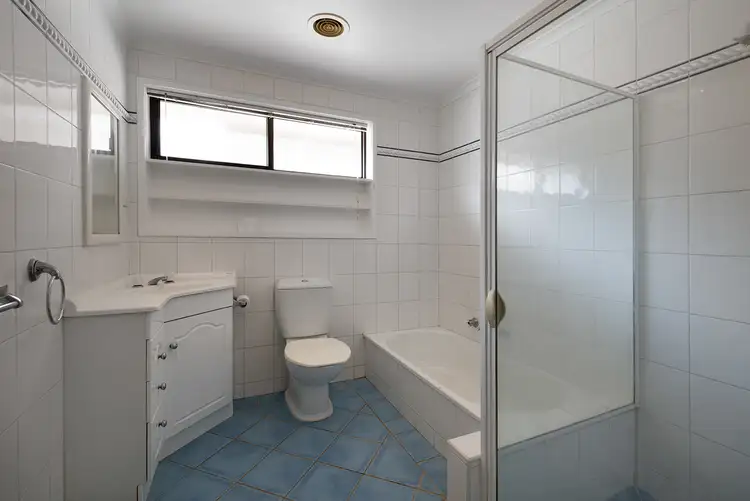 Fifth view of Homely house listing, 9 Locliff Avenue, Strathdale VIC 3550