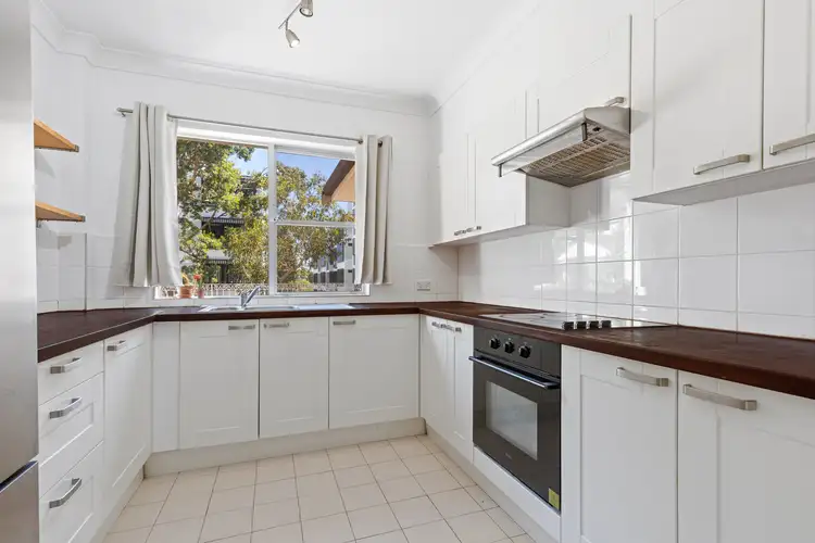 Fourth view of Homely apartment listing, 9/72-74 Glencoe Street, Sutherland NSW 2232