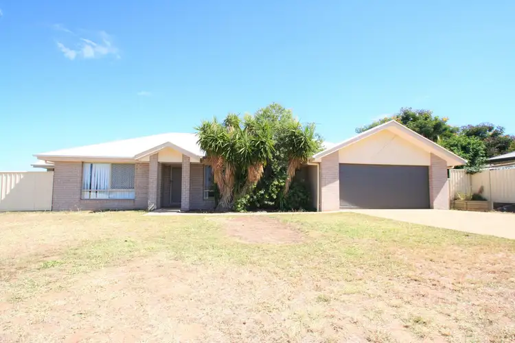 10 Lakeside Drive, Emerald QLD 4720