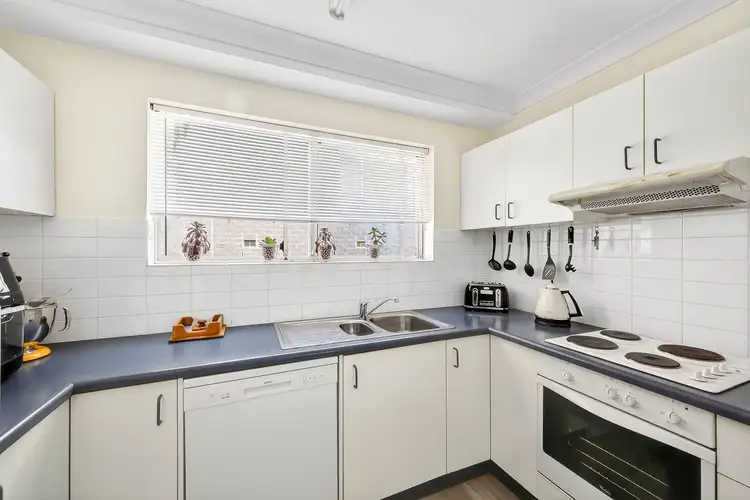 Fourth view of Homely apartment listing, 2/4-8 Seaview Avenue, Newport NSW 2106