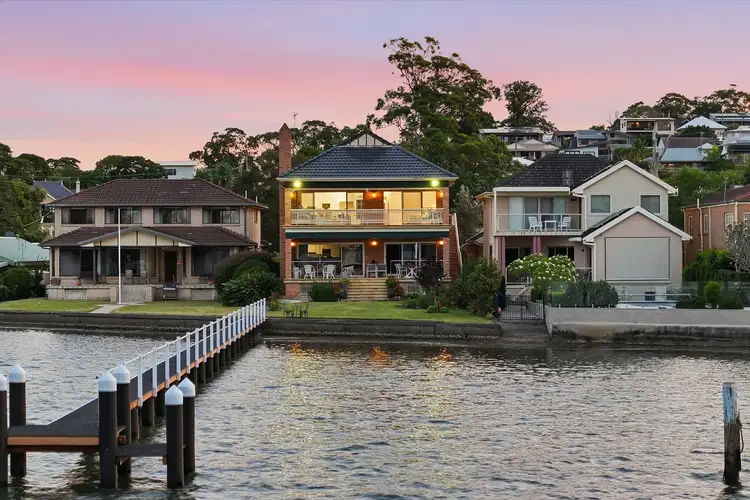 2/7 Steyne Road, Saratoga NSW 2251