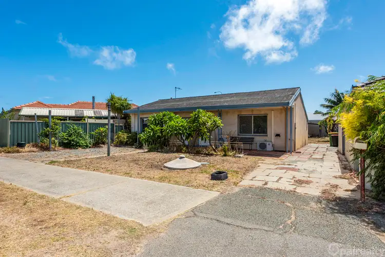 4 William Street, Rockingham WA 6168