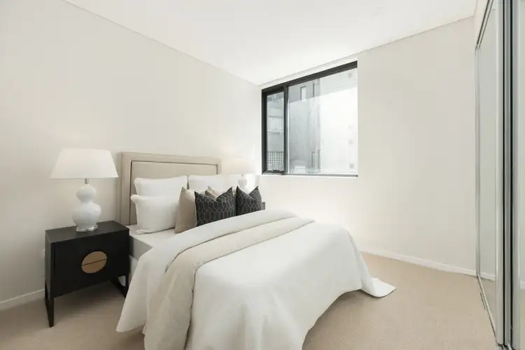 Fourth view of Homely apartment listing, 8 B Oaks Avenue, Dee Why NSW 2099