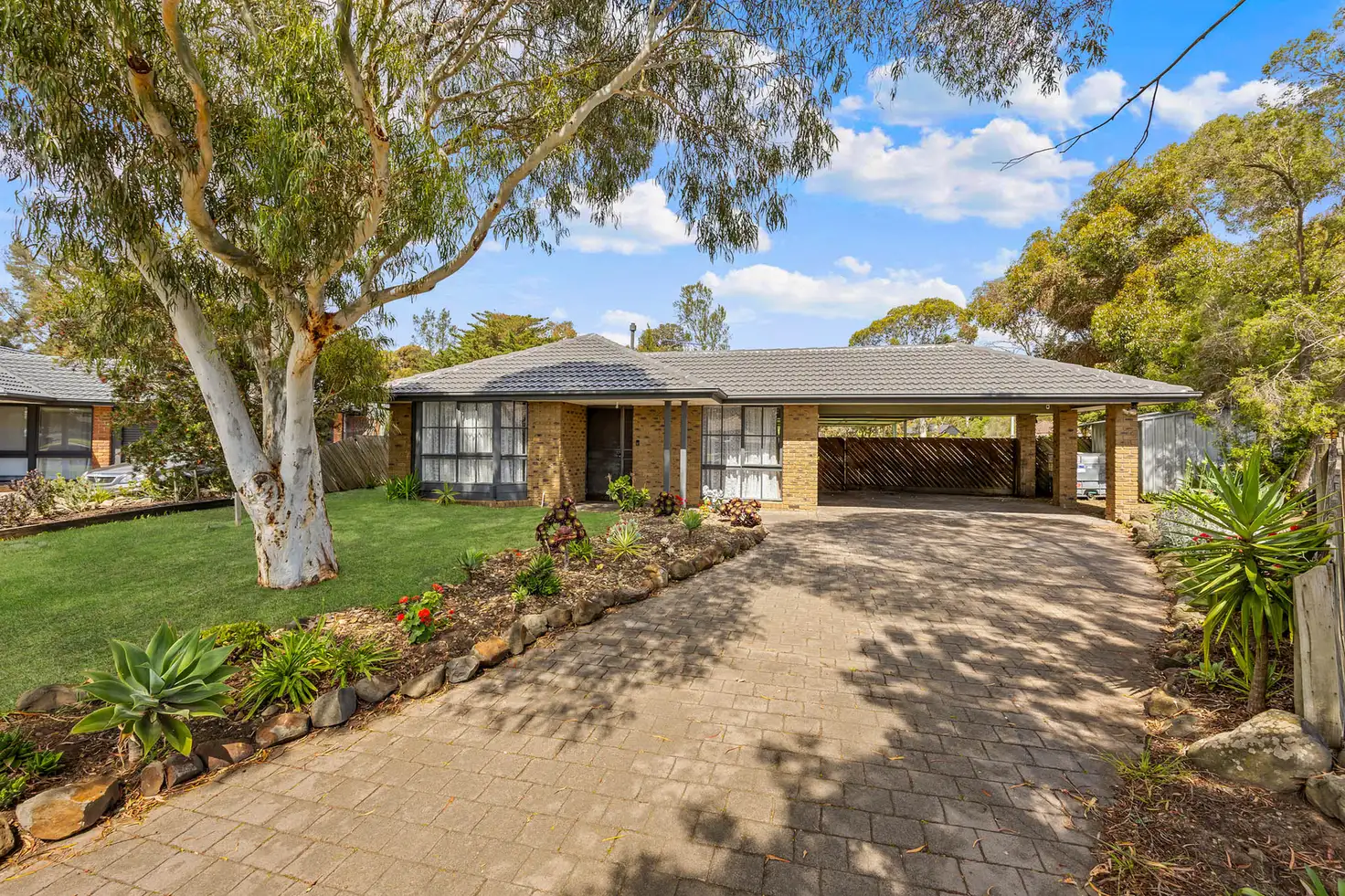 Main view of Homely house listing, 10 Carnarvon Court, Sunbury VIC 3429