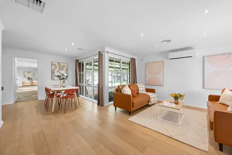 Second view of Homely house listing, 10 Carnarvon Court, Sunbury VIC 3429