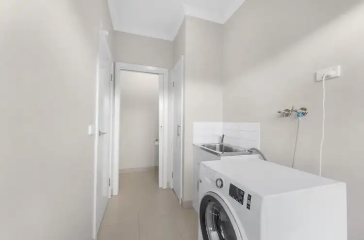 Fifth view of Homely house listing, 19 Ravenwoods Way, Craigieburn VIC 3064