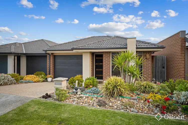 49 Belmont Crescent, Pakenham VIC 3810