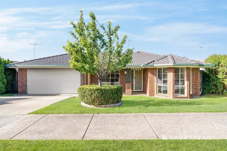 28 Shiraz Drive