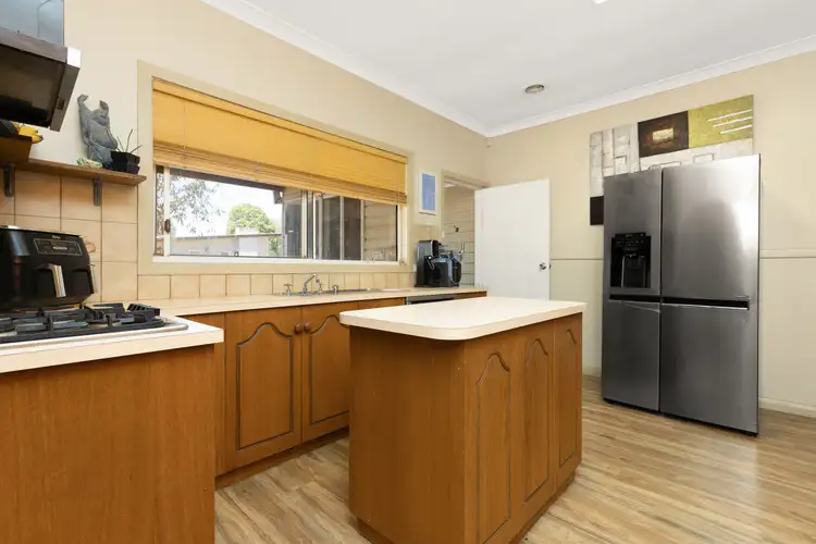 Sixth view of Homely house listing, 587 Deakin Avenue, Mildura VIC 3500