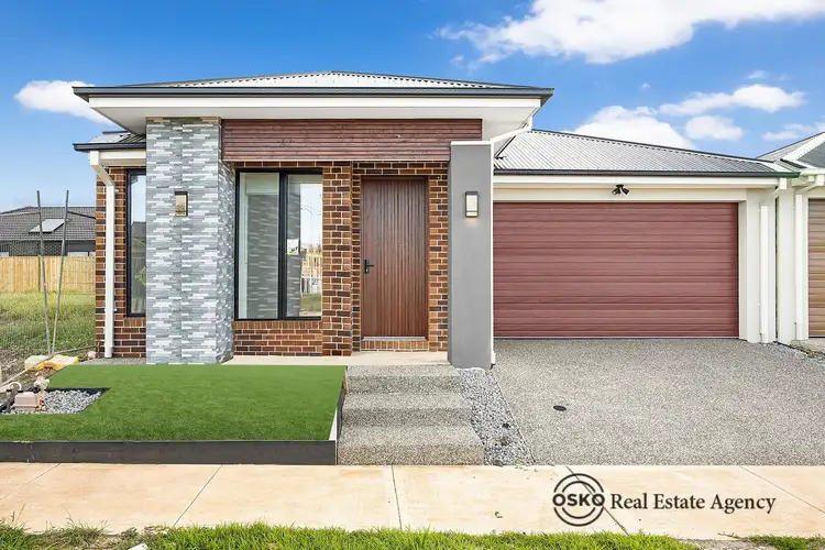 3 Castello Drive, Deanside VIC 3336