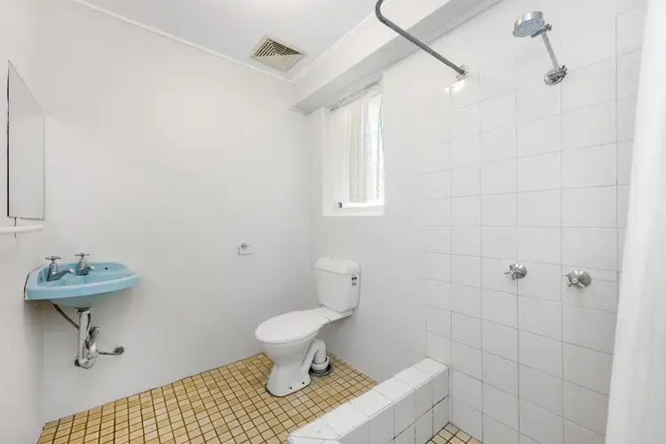 Fifth view of Homely unit listing, 3/532 Logan Road, Greenslopes QLD 4120