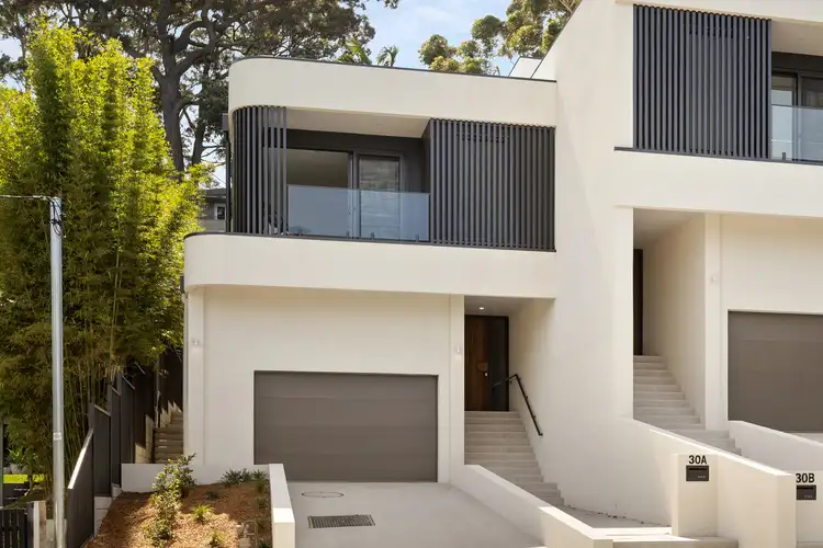 30A Pass Avenue, Thirroul NSW 2515