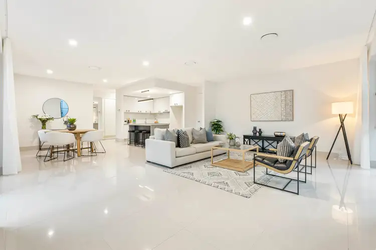 8b Bonment Road, Yaroomba QLD 4573