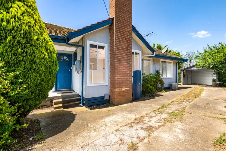 21 Swallow Crescent, Norlane VIC 3214