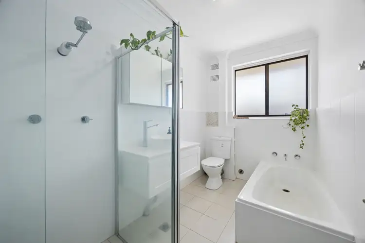 Fifth view of Homely apartment listing, 9/22-24 Boronia Street, Dee Why NSW 2099