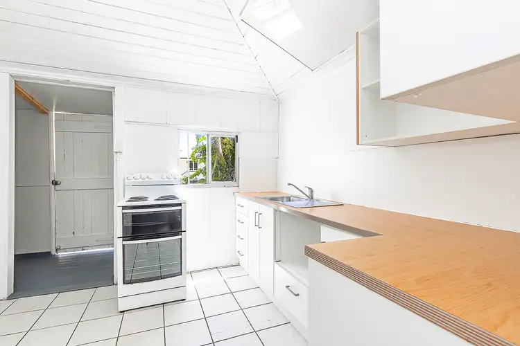 Fifth view of Homely unit listing, 2/29 Clarendon Street, Hyde Park QLD 4812