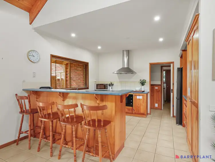Sixth view of Homely house listing, 8 Chale Court, Silverleaves VIC 3922
