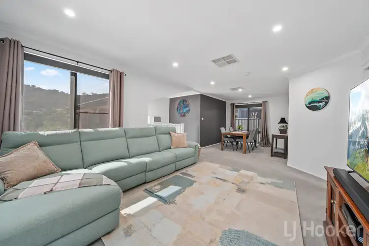 Fifth view of Homely house listing, 4 Jay Place, Theodore ACT 2905