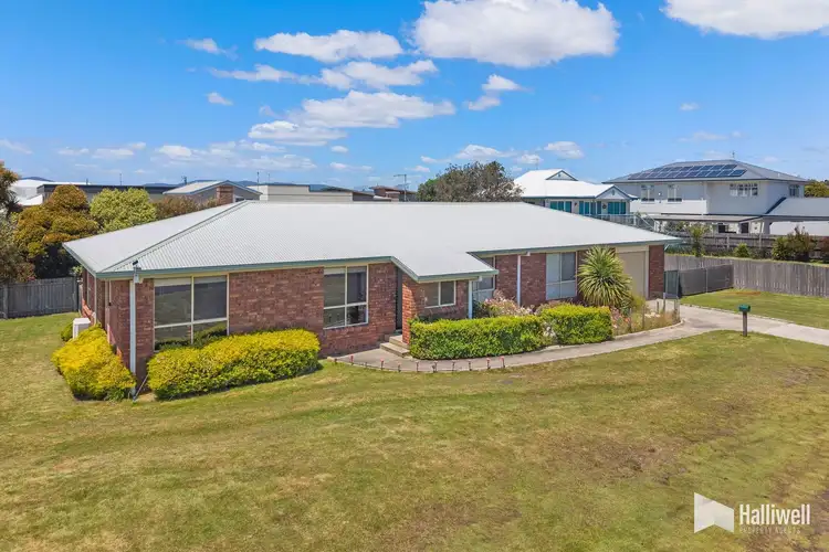 6 Vine Street, Hawley Beach TAS 7307