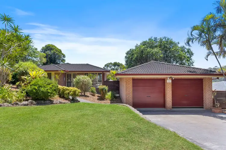 8 Merideth Place, Green Point NSW 2251